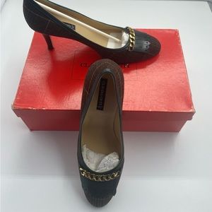 Claudia Ciuti plaid pumps